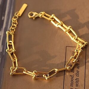 U Link Gold Plated Minimalist Bracelet